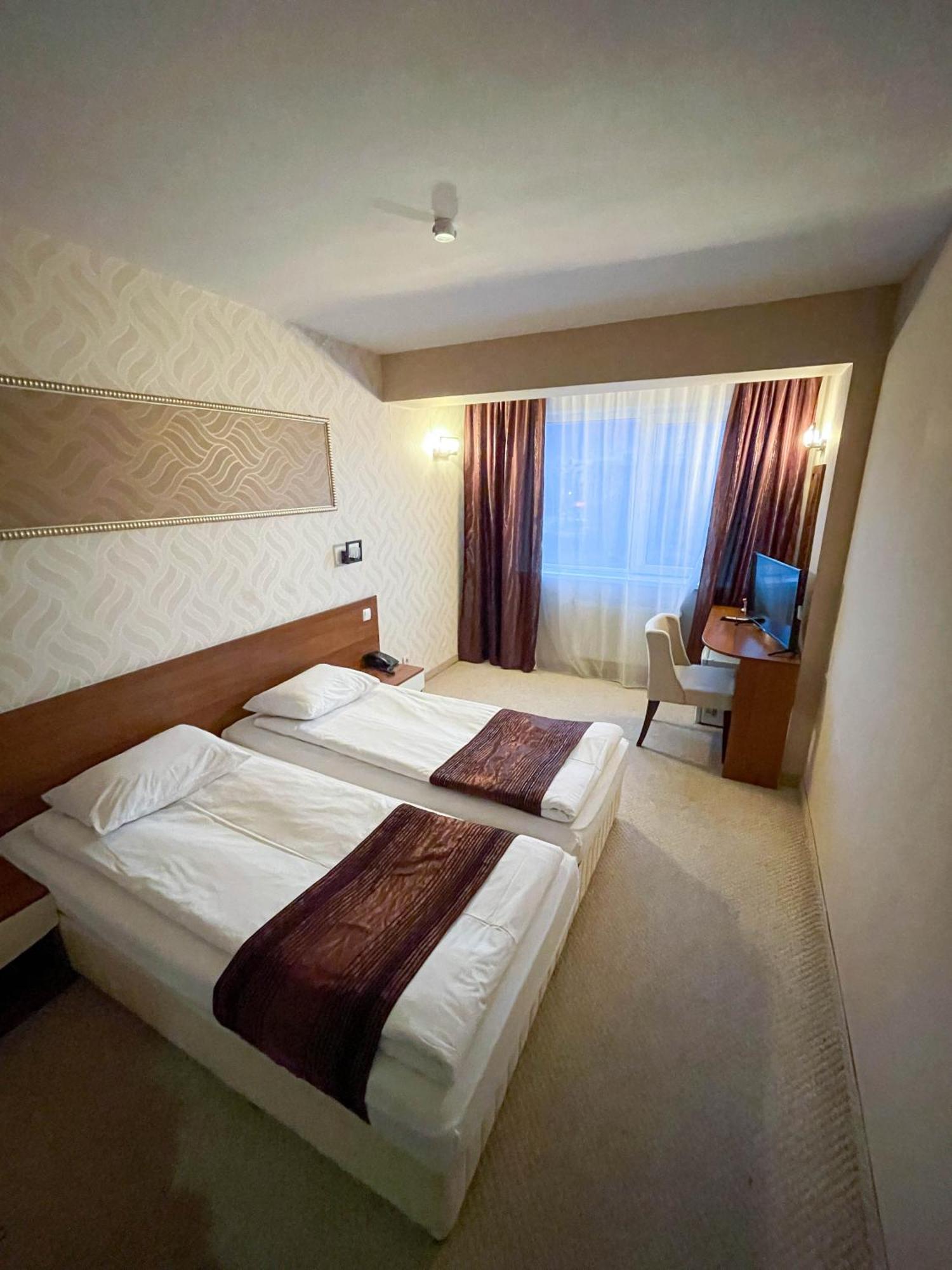 Hotel Rila Dupnitsa Exterior photo
